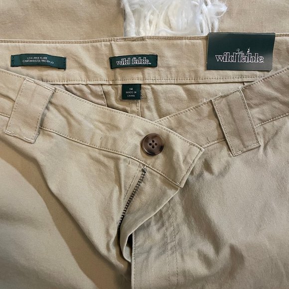 Khaki Low Rise Flare Pants, wild fable Size 14 NWT - Picture 3 of 3